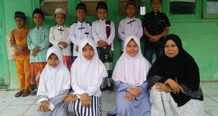 Wakaf Qur’an Untuk TPQ dan Madrasah Diniyah Al Barokah Jawa Tengah