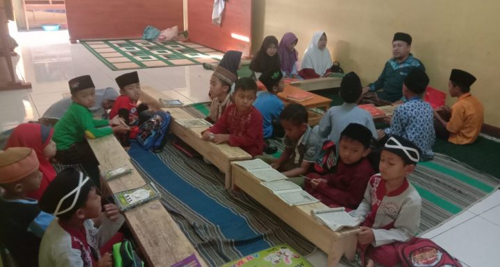 Wakaf Qur’an untuk Yayasan Aksi Sosial Relawan Insani (Asri) Sukabumi