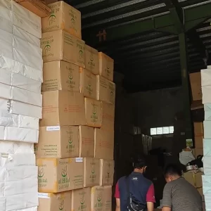 Persiapan Ratusan Ribu Quran Siap Terbang Untuk Pulau Sumatera