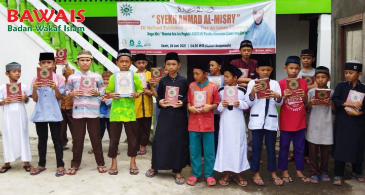 Wakaf Al Quran Ke Pedalaman Nasal Sumatera
