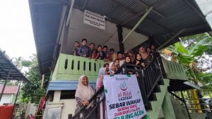 Tim Ekspedisi Sebar Wakaf Quran Sumatera
