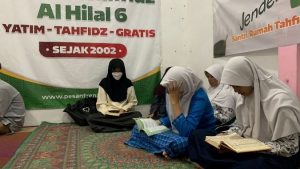 Santri Rumah Tahfidz Al Hilal 6 Cisaranten tetap Istiqomah Belajar & menghafal Al Quran!
