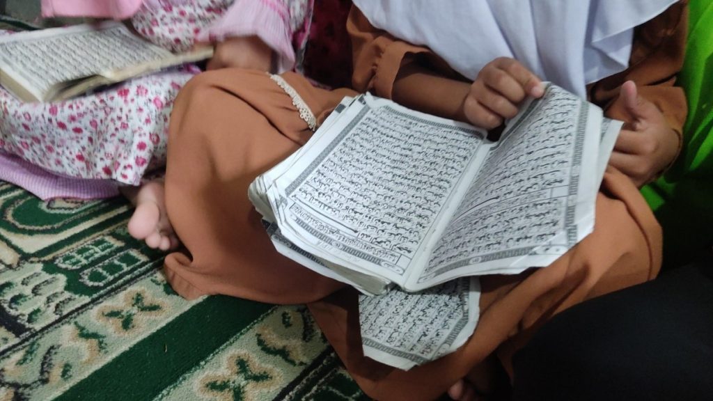 Sebar 1150 Wakaf Quran Dan 90 Iqra Wilayah Kabupaten Bandung Barat